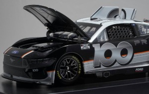 Prevost 100th Annivesary 1:24 Mustang